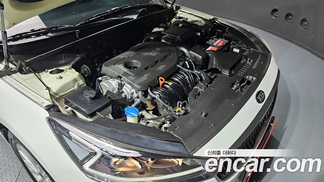 Kia K7 2016 — photo 6