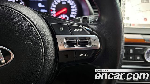 Kia K7 2016 — photo 16