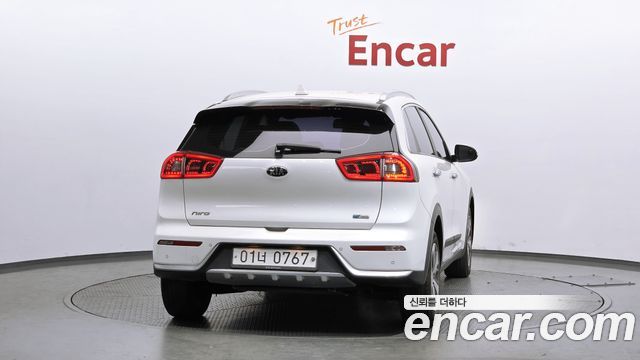 Kia Niro 2017 — photo 4