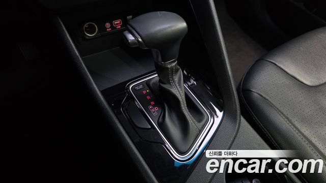 Kia Niro 2017 — photo 12
