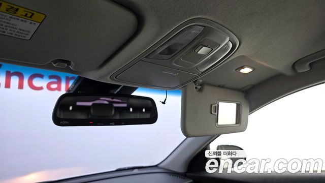 Kia Niro 2017 — photo 25