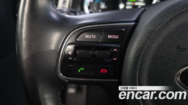 Kia Niro 2017 — photo 29