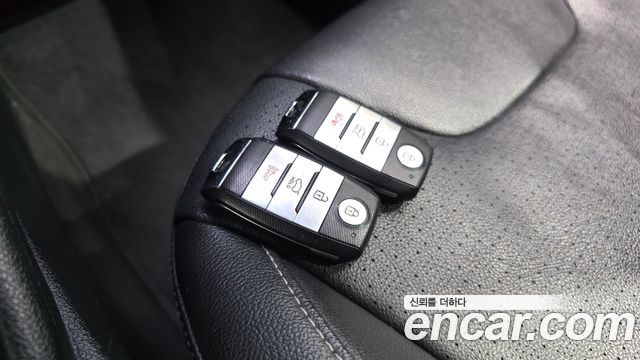 Kia Niro 2017 — photo 31