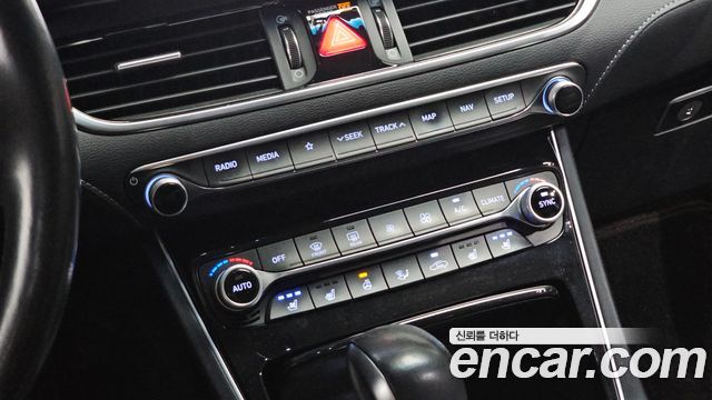 Hyundai Grandeur 2018 — photo 26