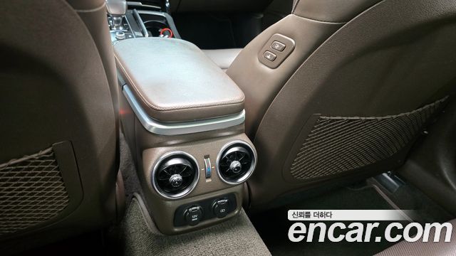 Kia Stinger 2019 — photo 22