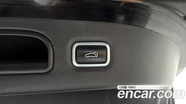 Kia Stinger 2019 — photo 26
