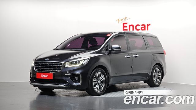 Kia Canival 2019 — photo 1