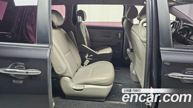 Kia Canival 2019 — photo 12