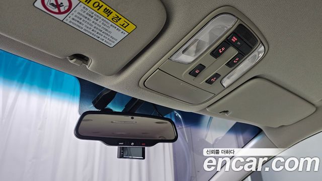 Kia Canival 2019 — photo 18