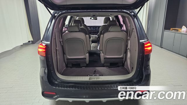 Kia Canival 2019 — photo 20