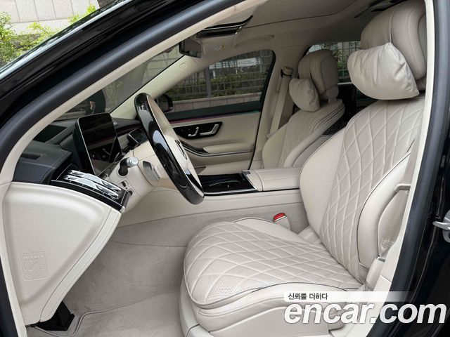 Mercedes-Benz S-Class 2025 — photo 11