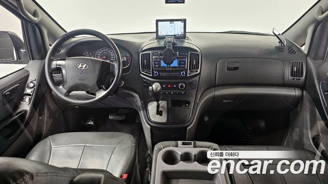 Hyundai Starex 2016 — photo 7