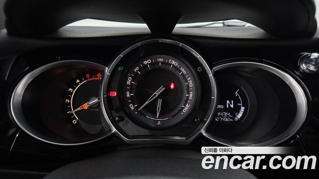 Citroën / DS DS3 2015 — photo 8