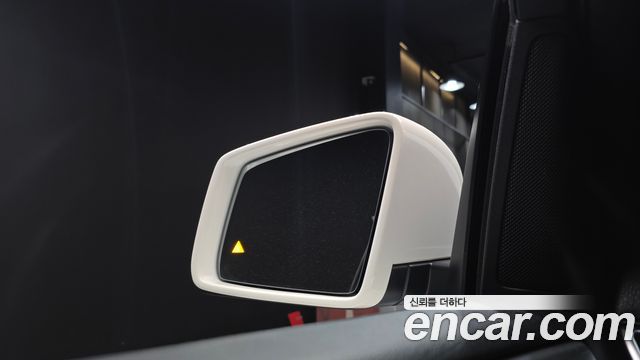 Mercedes-Benz GLE-Class 2018 — photo 25