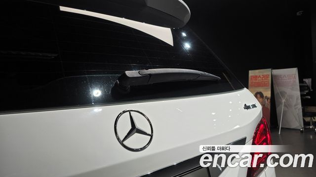 Mercedes-Benz GLE-Class 2018 — photo 30
