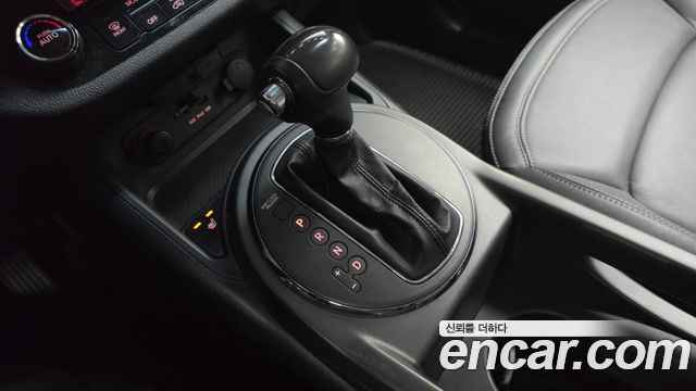 Kia Sportage 2013 — photo 12