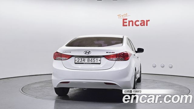 Hyundai AVANTE 2012 — photo 4