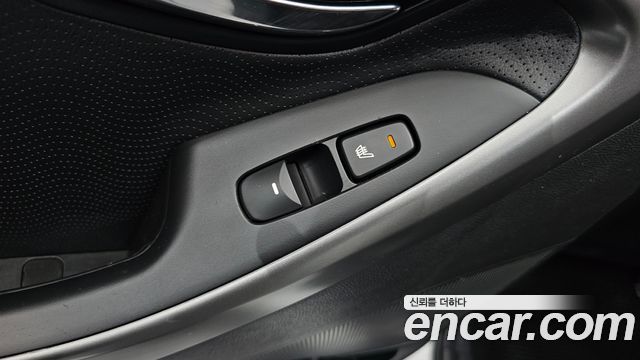 Hyundai AVANTE 2012 — photo 20