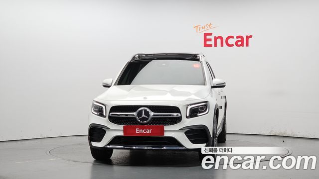 Mercedes-Benz GLB-Class 2021 — photo 3