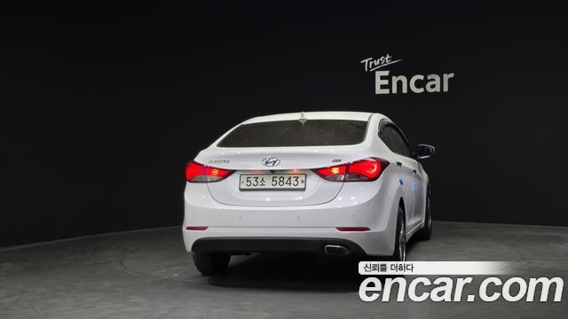 Hyundai AVANTE 2014 — photo 4
