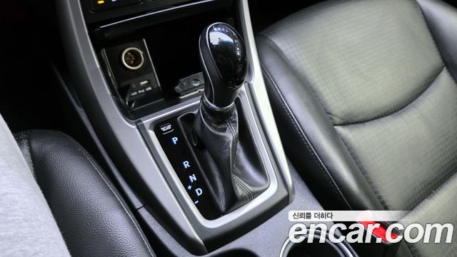 Hyundai AVANTE 2014 — photo 9