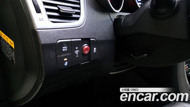 Hyundai AVANTE 2014 — photo 14