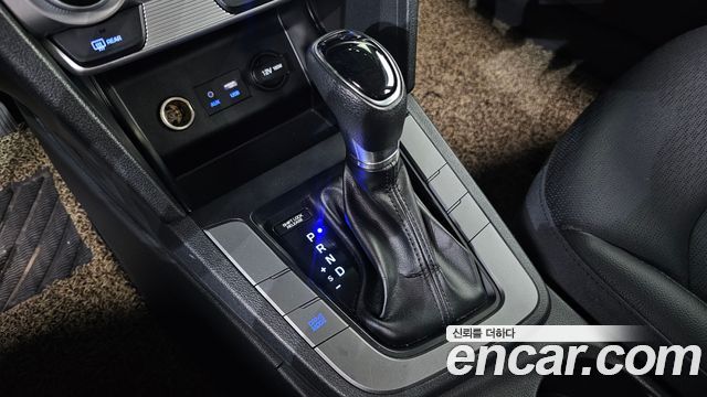 Hyundai AVANTE 2019 — photo 9
