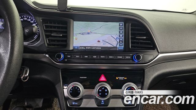 Hyundai AVANTE 2019 — photo 15