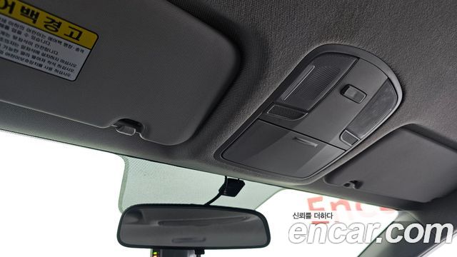 Hyundai AVANTE 2019 — photo 17
