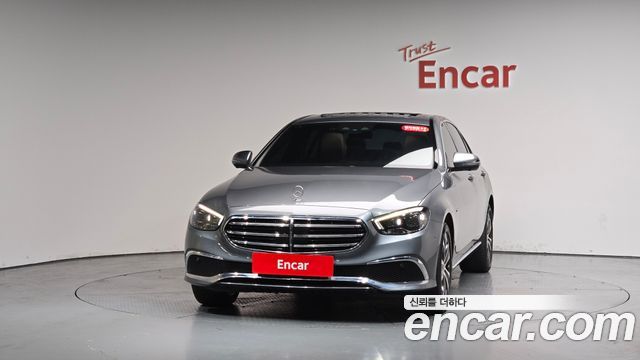 Mercedes-Benz E-Class 2021 — photo 3