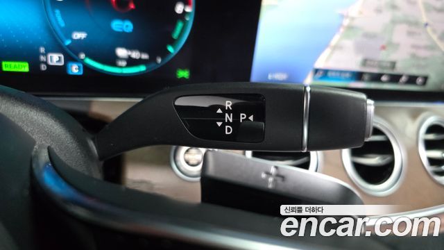 Mercedes-Benz E-Class 2021 — photo 12