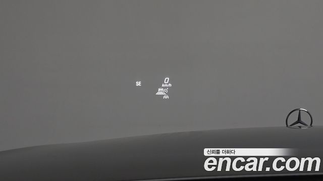 Mercedes-Benz E-Class 2021 — photo 22