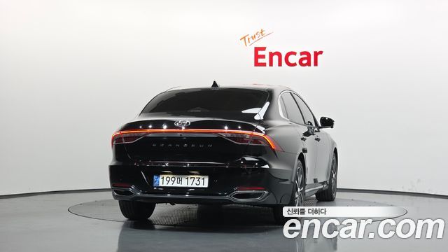 Hyundai Grandeur 2022 — photo 4