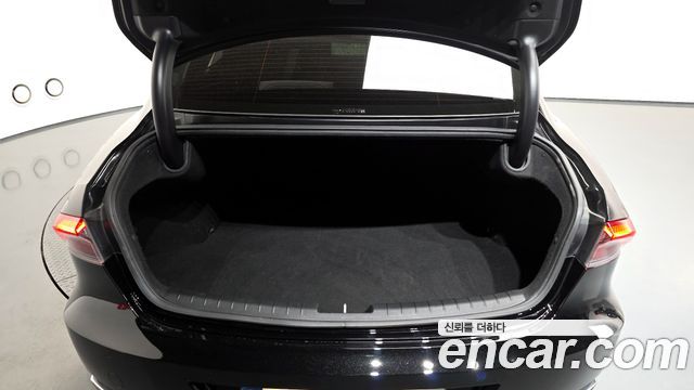 Hyundai Grandeur 2022 — photo 23