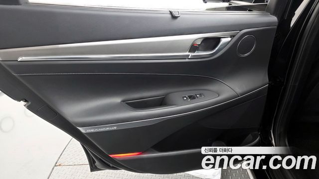 Hyundai Grandeur 2022 — photo 15