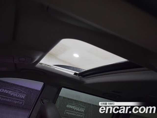 Kia Canival 2010 — photo 16