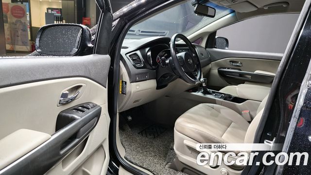 Kia Canival 2018 — photo 13