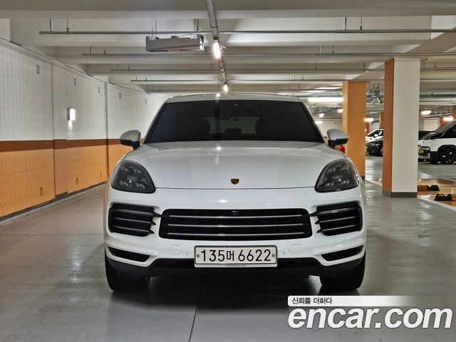 Porsche Cayenne 2020 — photo 2