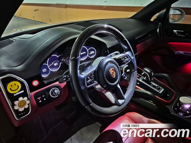Porsche Cayenne 2020 — photo 9