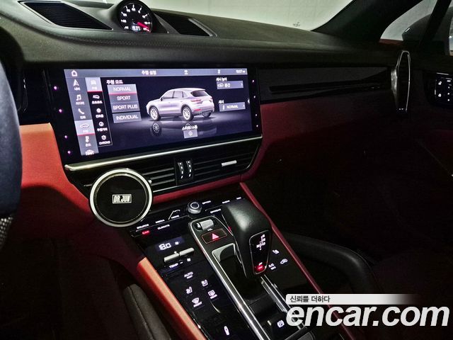 Porsche Cayenne 2020 — photo 13