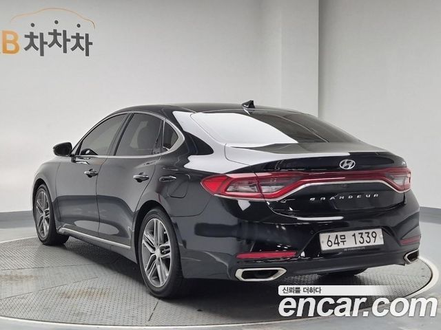 Hyundai Grandeur 2017 — photo 2