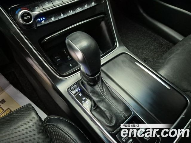 Hyundai Grandeur 2017 — photo 17