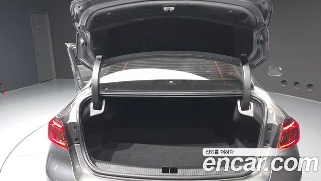 Renault Korea SM6 2016 — photo 20