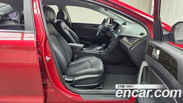 Hyundai Sonata 2016 — photo 11