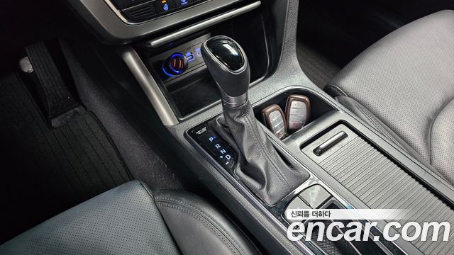 Hyundai Sonata 2016 — photo 13