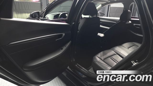 Hyundai Sonata 2022 — photo 16