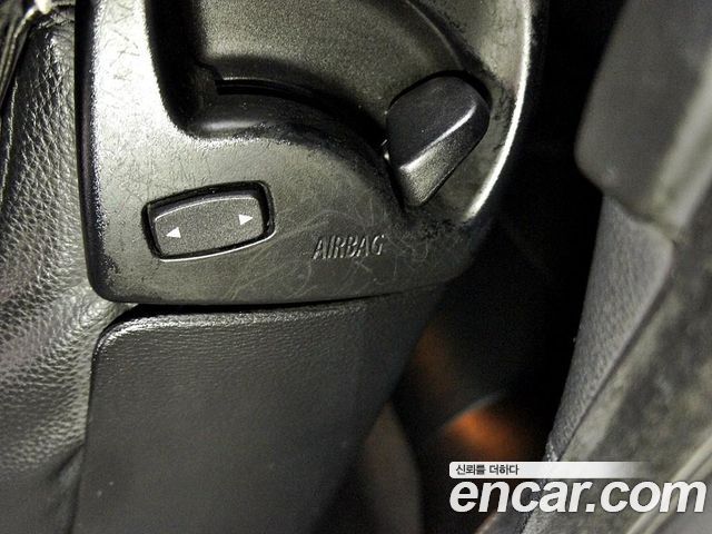 BMW 3-Series 2011 — photo 18