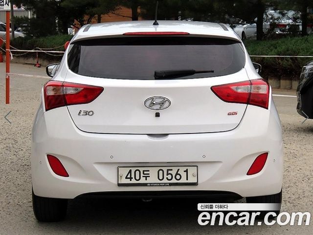 Hyundai i30 2015 — photo 4