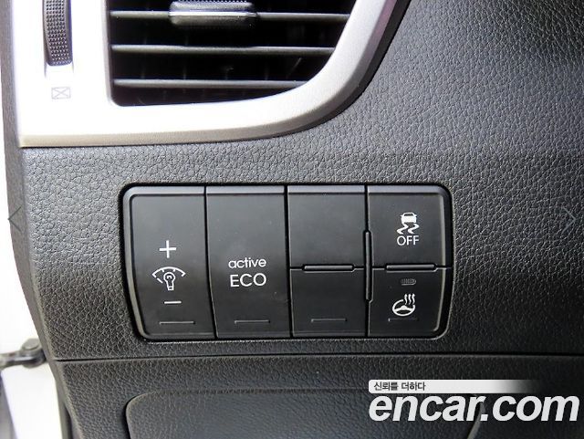 Hyundai i30 2015 — photo 12