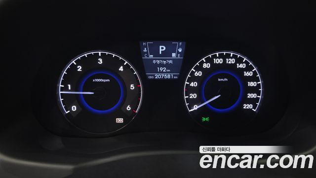 Hyundai Accent 2011 — photo 8